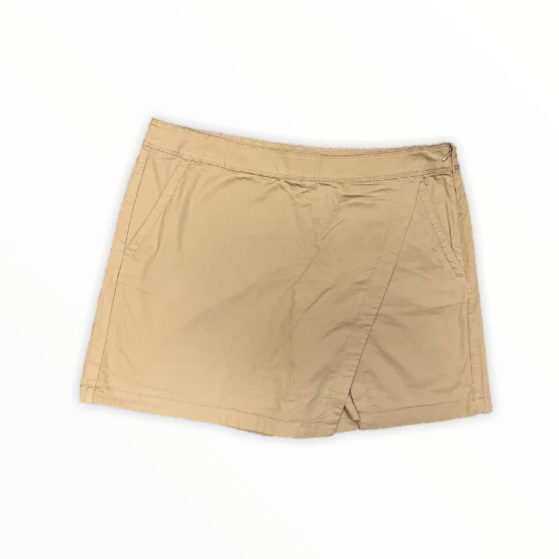 Shorts By Liz Claiborne  Size: 14